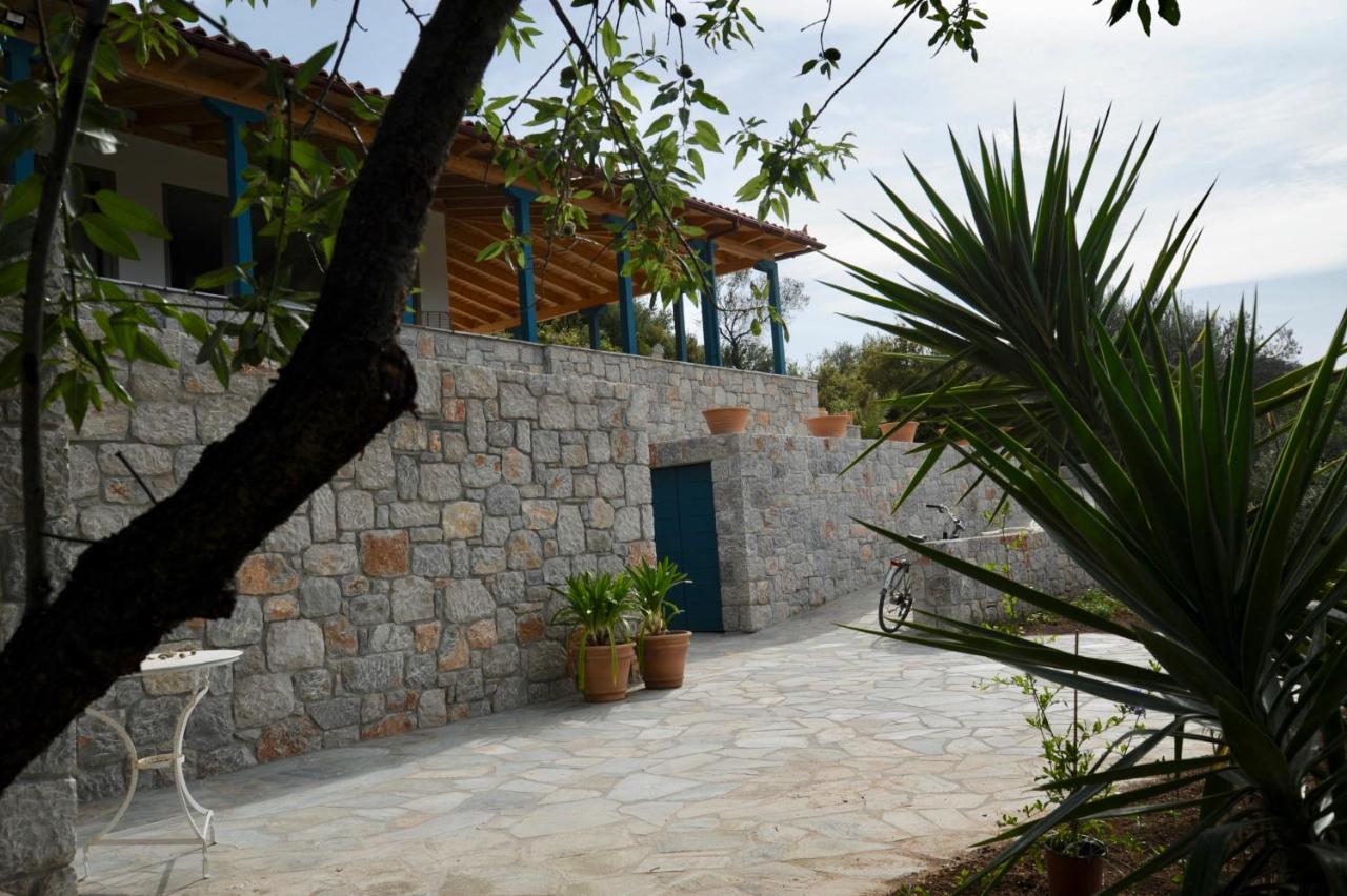 Vanua House Galatás エクステリア 写真